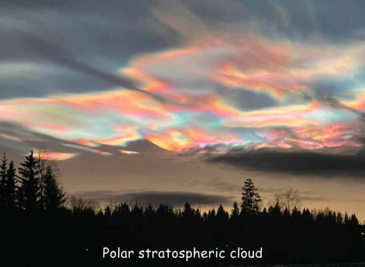 sky - Polar stratospheric cloud