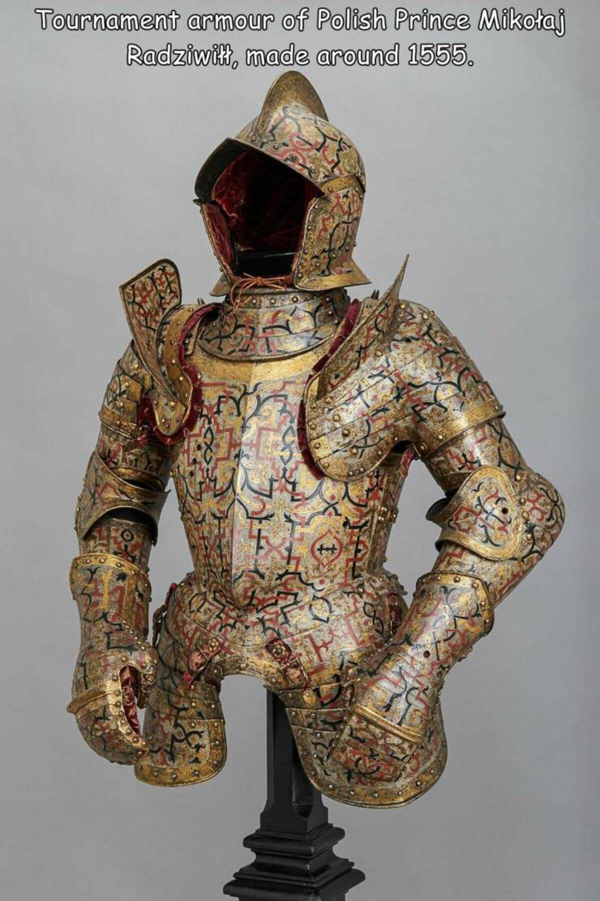 Tournament armour of Polish Prince Mikoaj Radziwi, made around 1555.