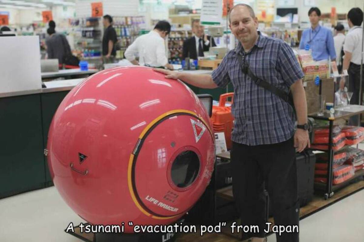 Life Armour A tsunami "evacuation pod" from Japan