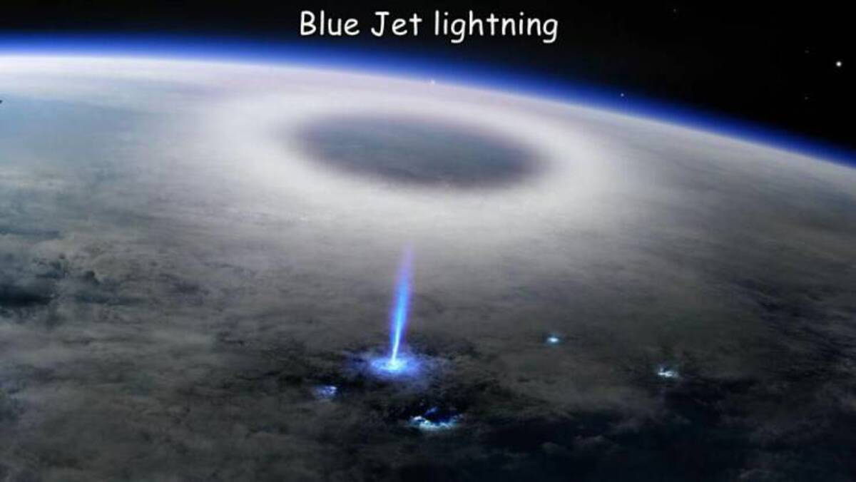 blue jet lightning - Blue Jet lightning