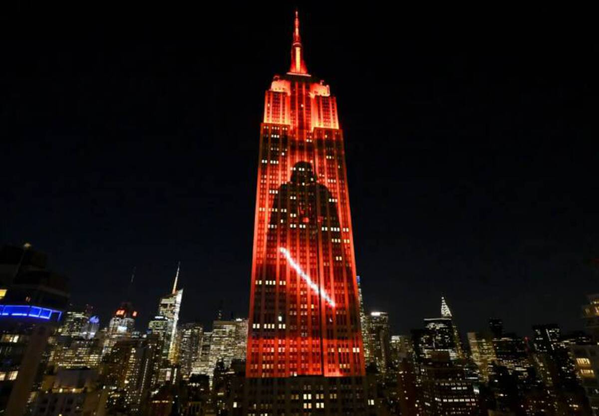 empire state building star wars light show - 11127