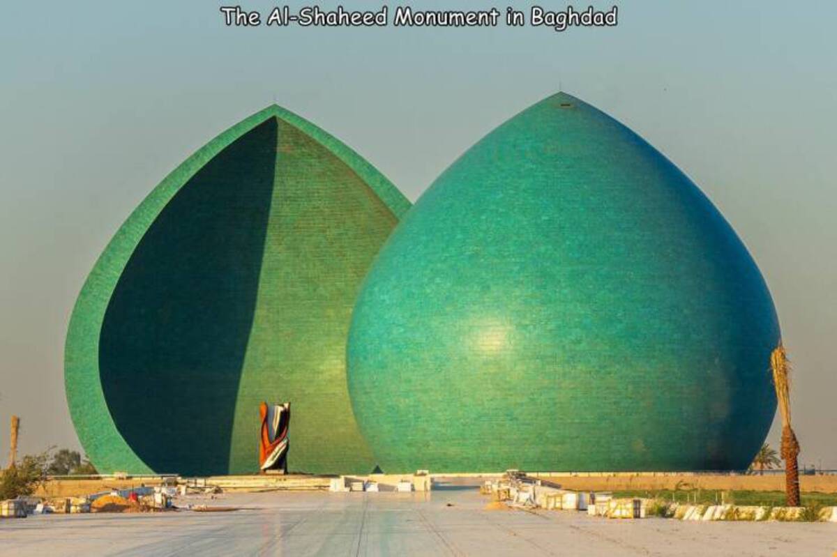 architecture - The AlShaheed Monument in Baghdad