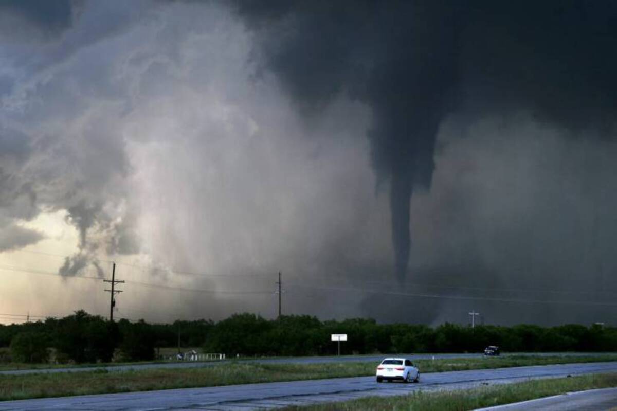 tornado in texas today