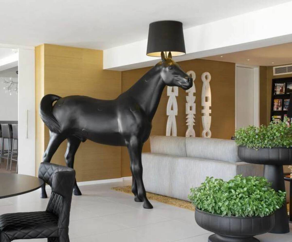 moooi horse floor lamp - Hea K