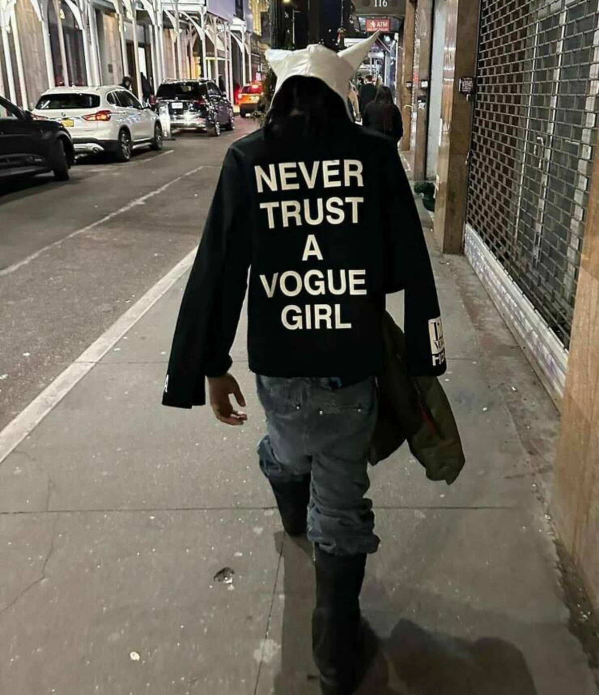 street - Never Trust A Vogue Girl 116 Atm H