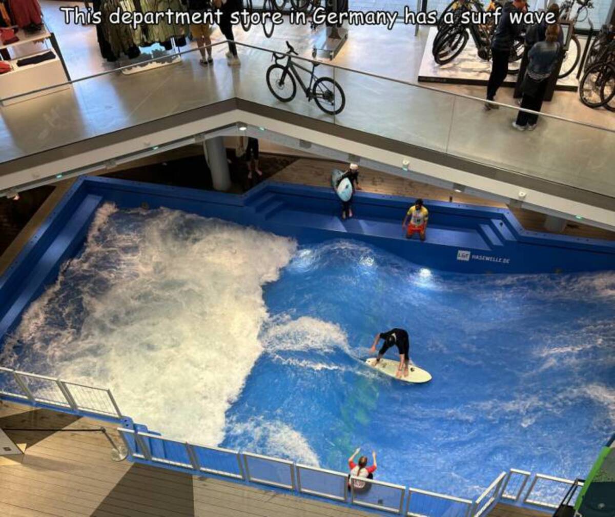 swimming pool - This department store in Germany has a surf wave Lgt Nasewelle De