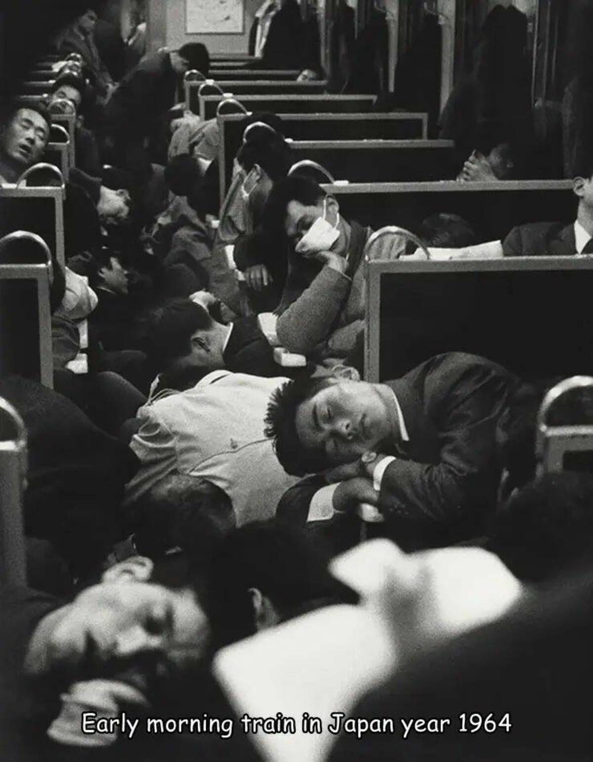 early morning train nicolas bouvier - Early morning train in Japan year 1964
