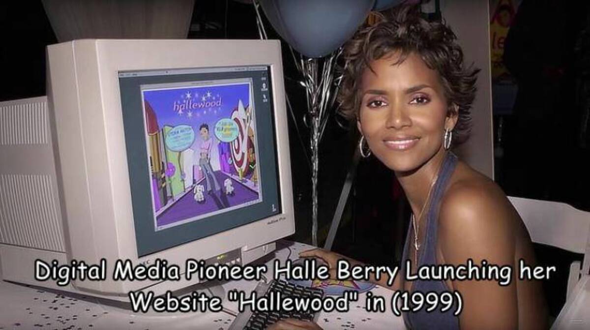 halle berry computer - hallewood 111 Digital Media Pioneer Halle Berry Launching her Website "Hallewood" in 1999