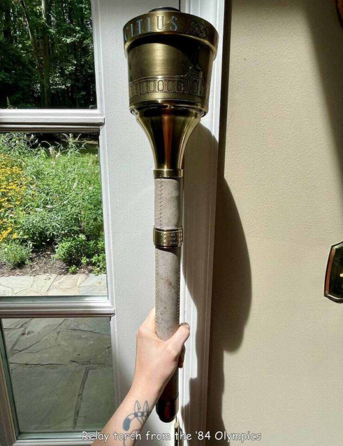 brass - Us 1100000 7165 ird Ang Relay torch from the '84 Olympics