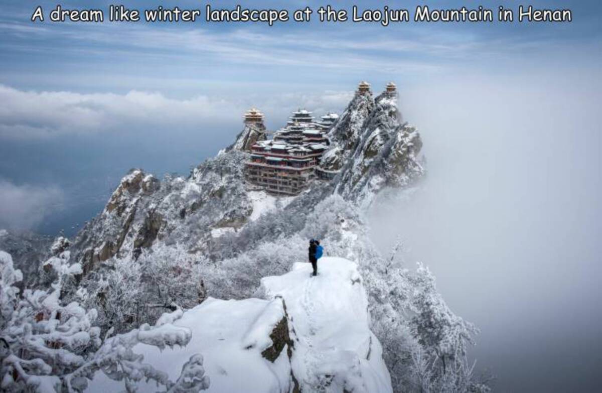 mountaineering - A dream winter landscape at the Laojun Mountain in Henan