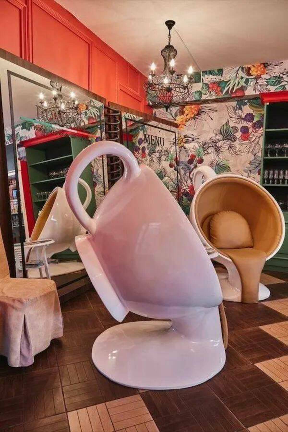 coffee cup chair - Menu