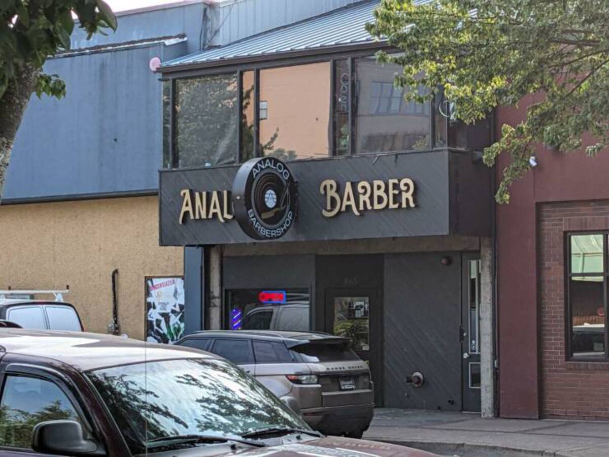 house - Uzer Anal Barb Naloo Ershop Barber