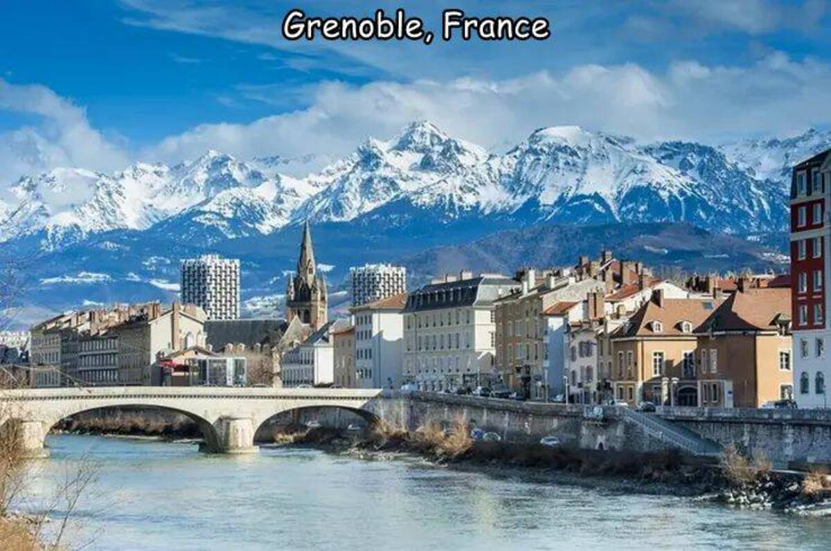 cool photos and funny memes - grenoble france - Grenoble, France