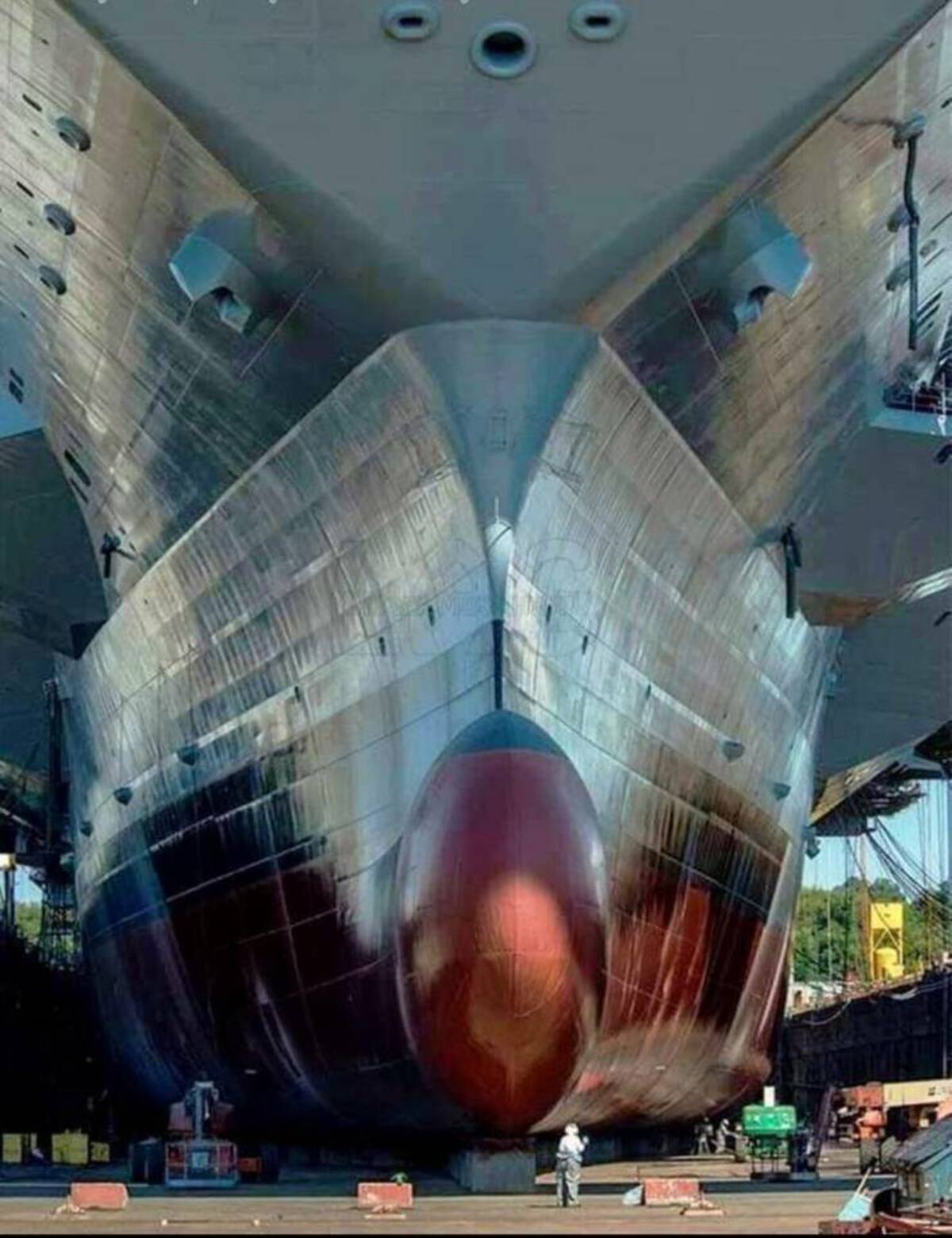 funny memes and cool pics - aircraft carrier in dry dock