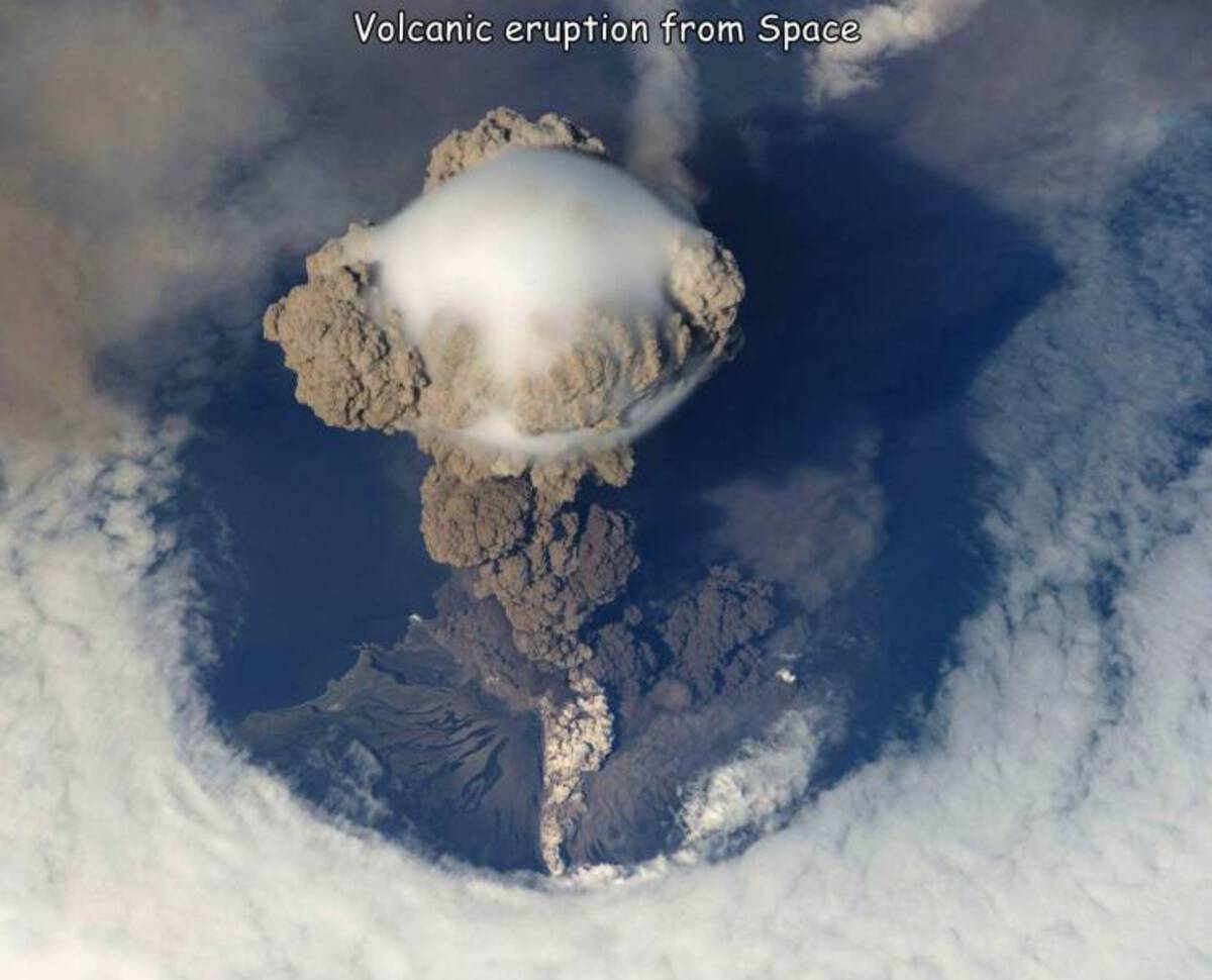 volcanic eruption top view - Volcanic eruption from Space