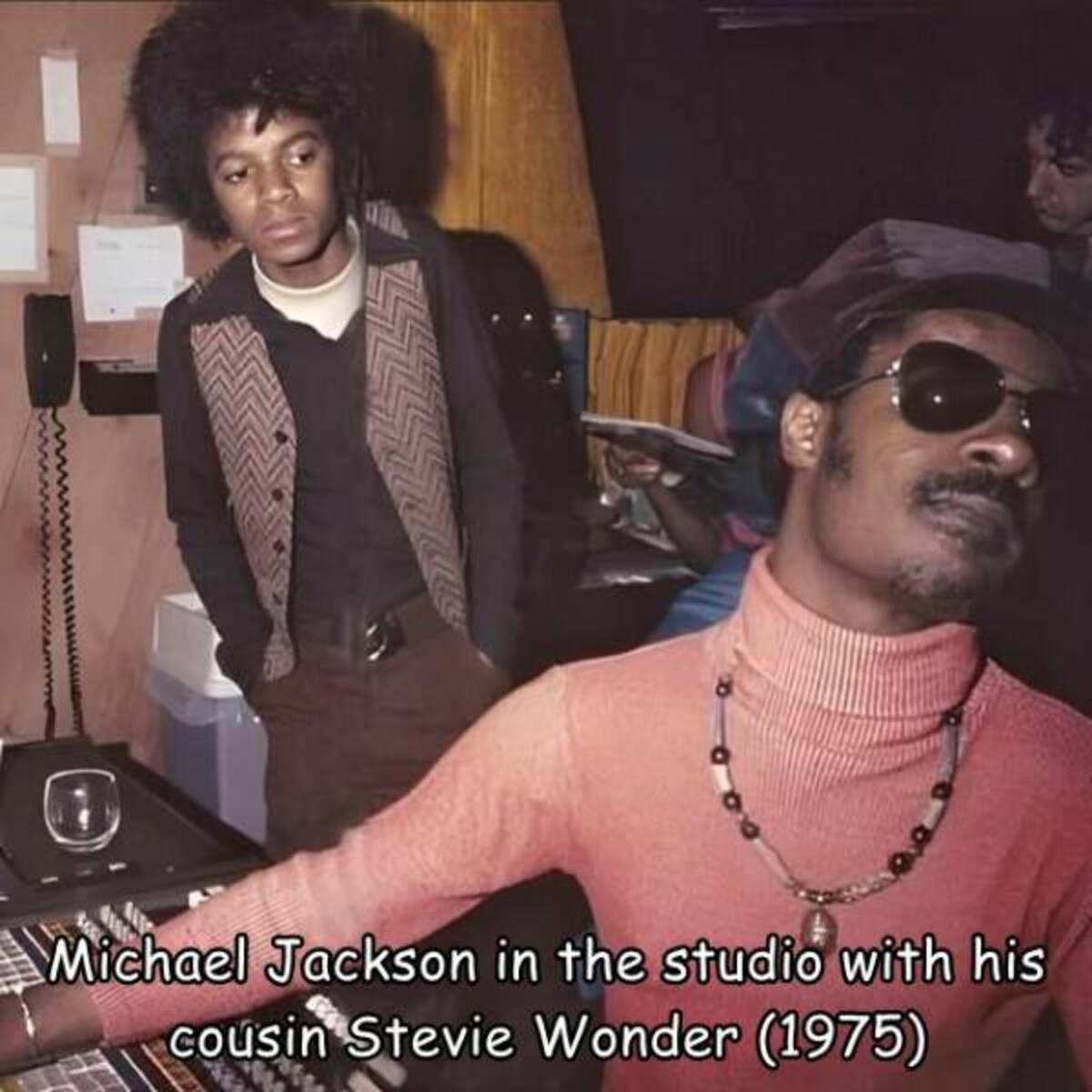 michael jackson stevie wonder - 0 Michael Jackson in the studio with his cousin Stevie Wonder 1975