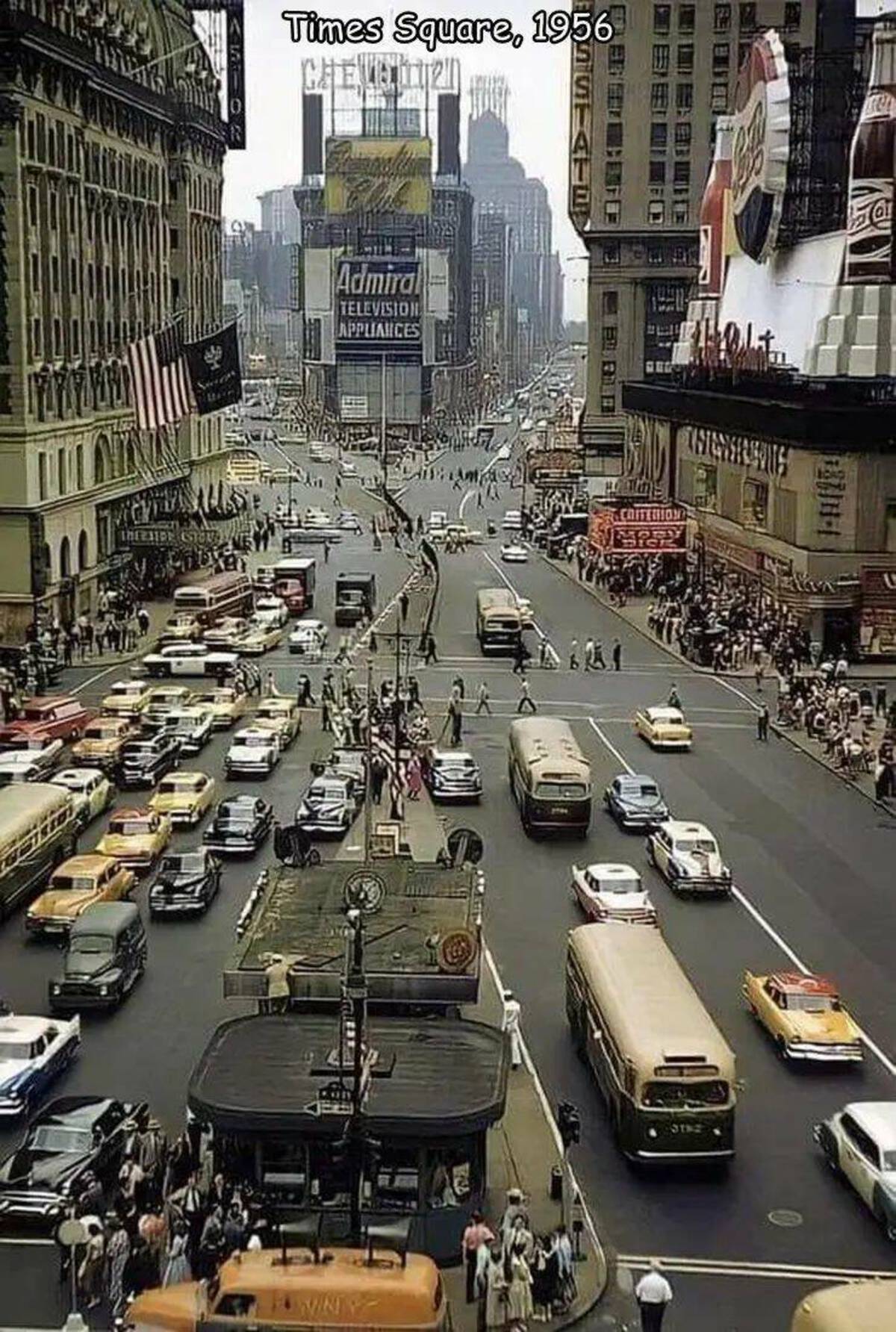 new york city in 1958 - The 231DE Sto Times Square, 1956 Che Qlstate Admiral Television Appliances Criterion