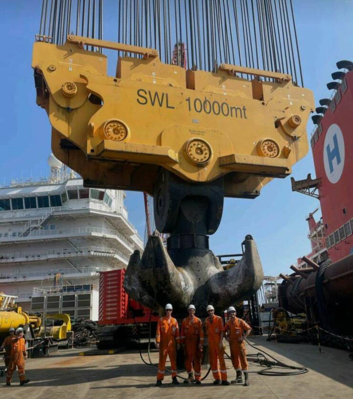 heavy lift ship - Swl 10000mt