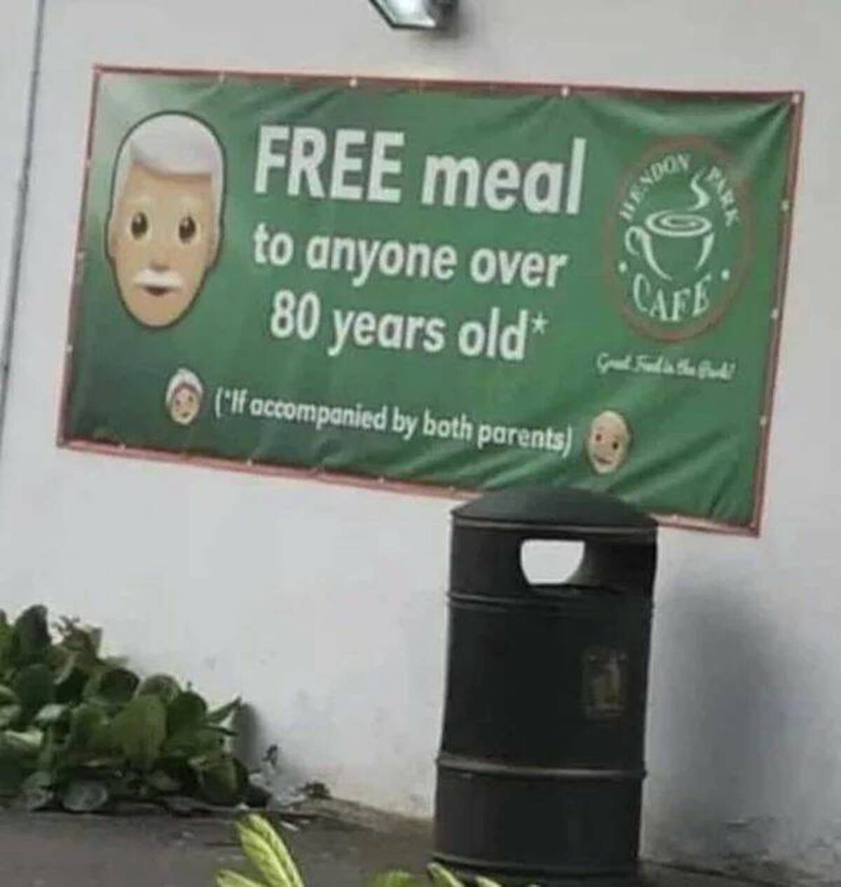 hendon park cafe - Free meal to anyone over 80 years old If accompanied by both parents Hendon Cafe Great Fired in the Work! Par