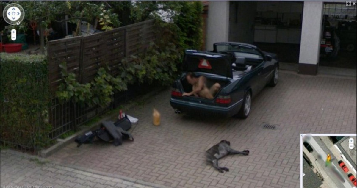 19 Times Google Street View Caught Everything