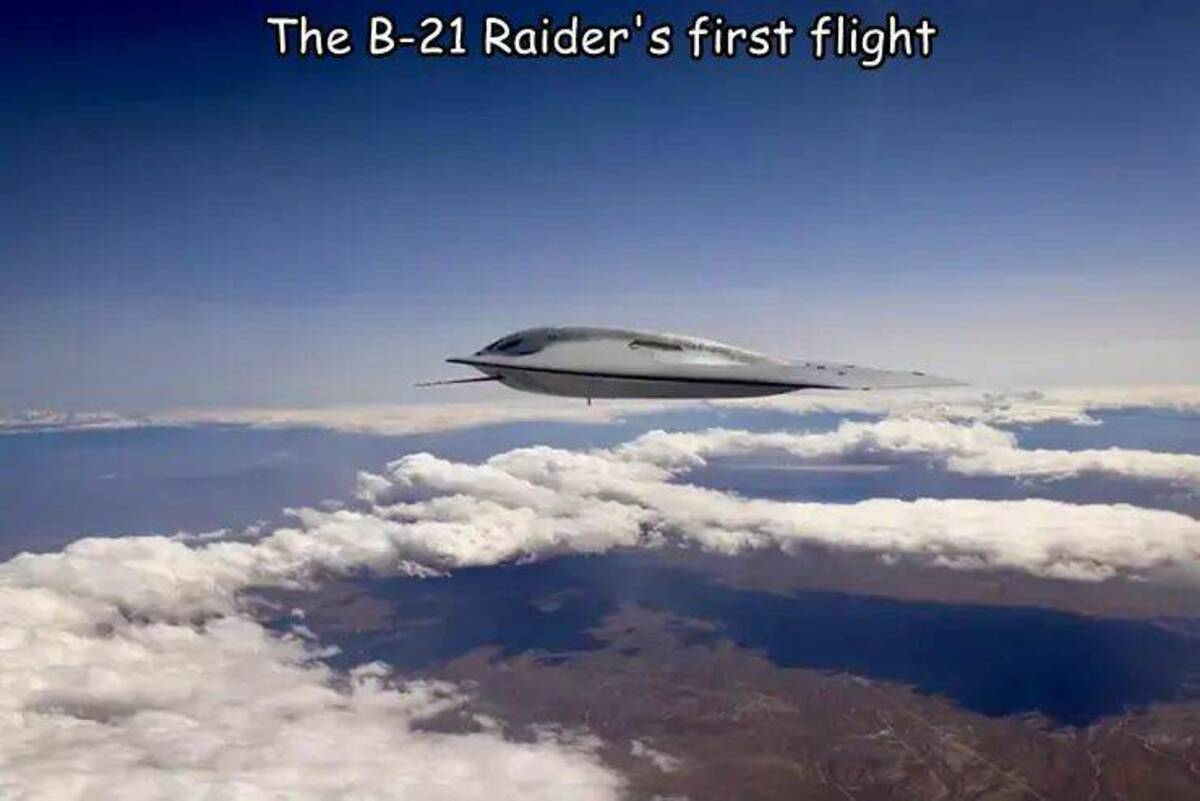 b 21 in flight - The B21 Raider's first flight