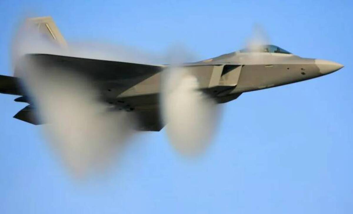 lockheed martin f-22 raptor