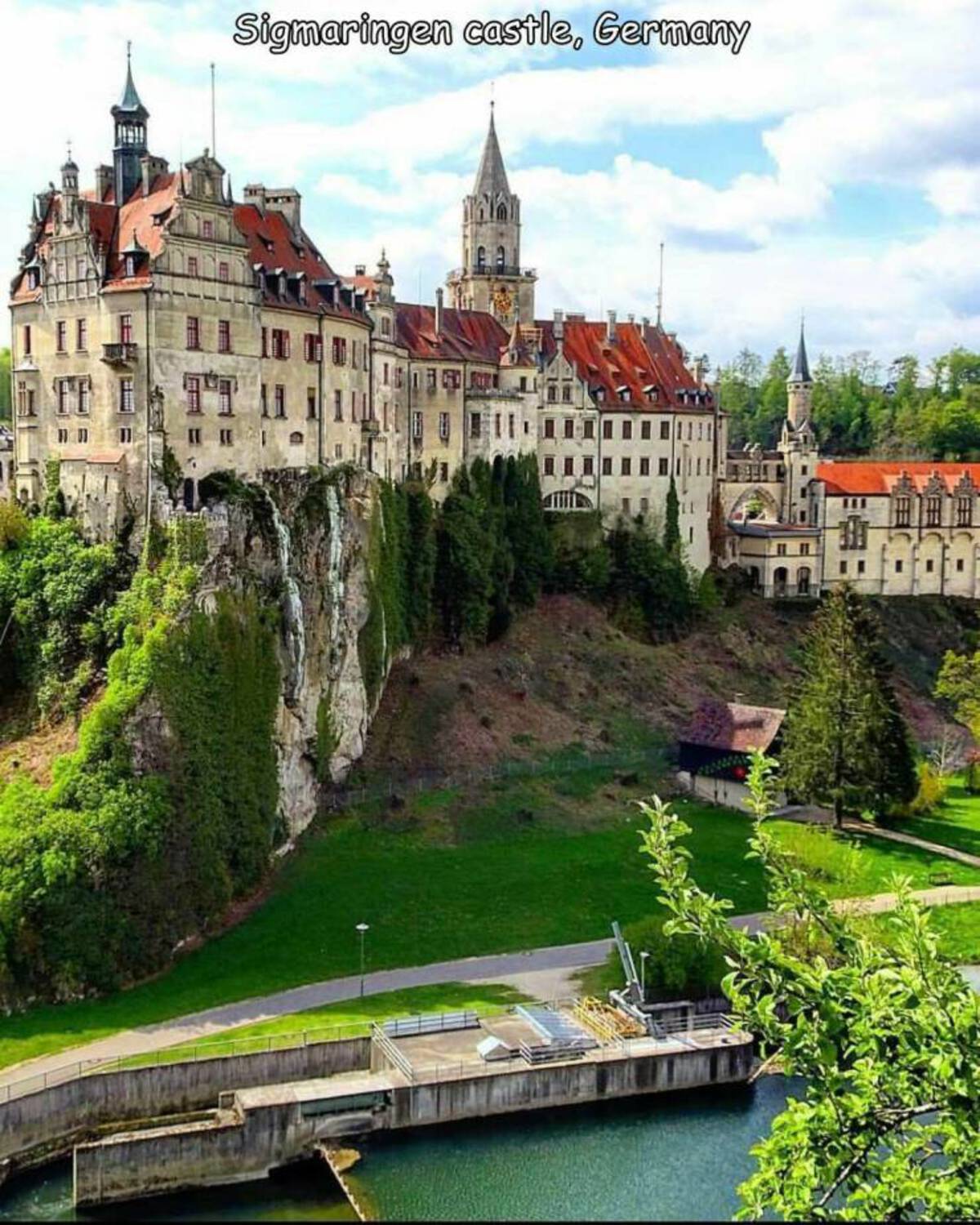 37 Fantabulous Pics and Memes To Kill Some Time