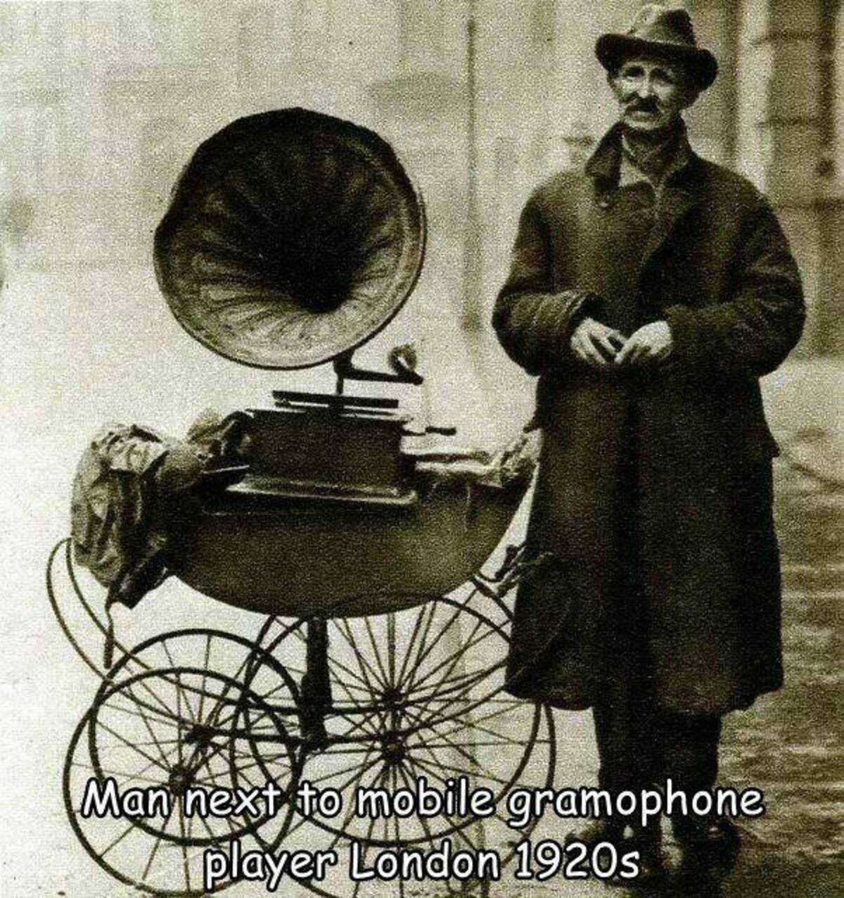 39 Fantabulous Pics and Memes To Kill Some Time