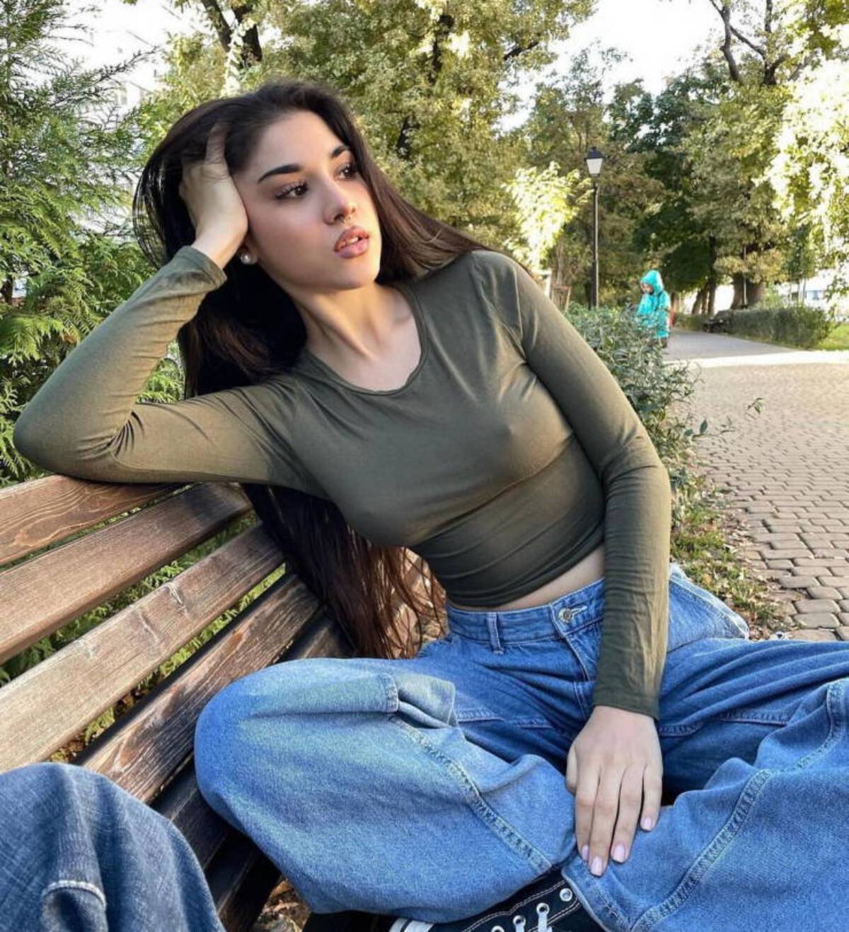 51 sEXY bABES tO pONDER oN!