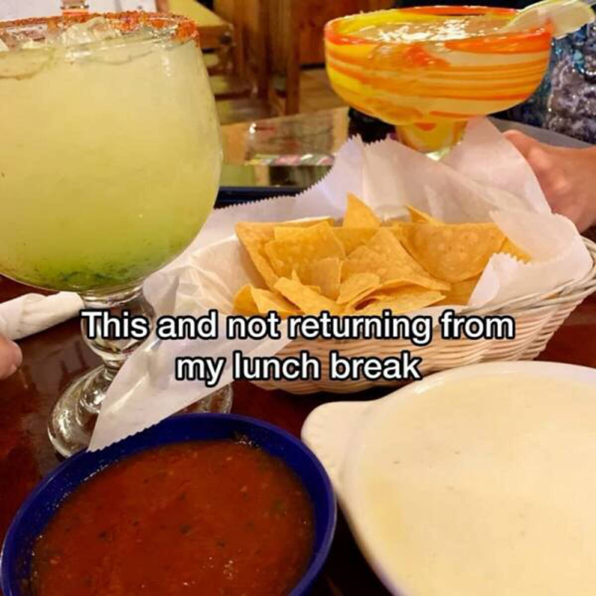 35 Fresh Pics and Memes to Kickstart Monday