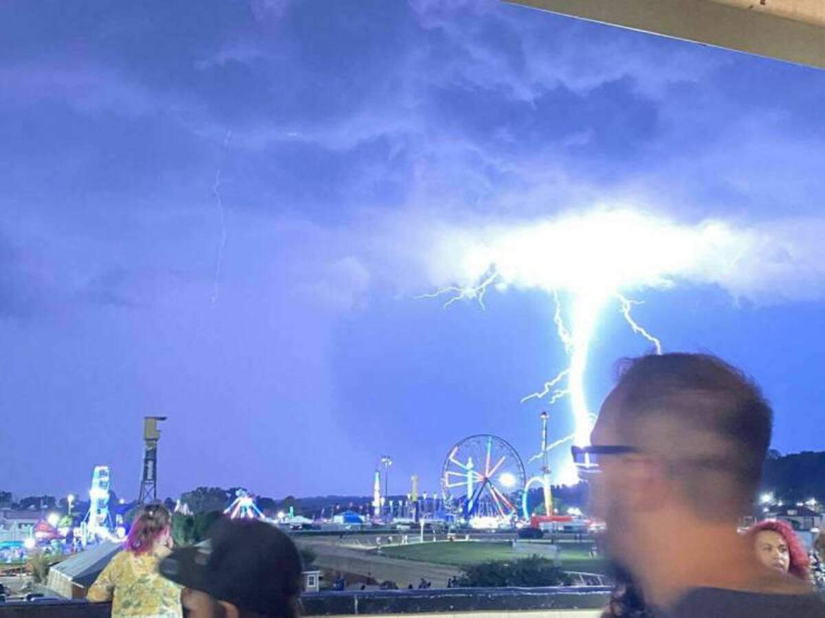 37 Fun Fascinating Photos For Your Eyes Only!