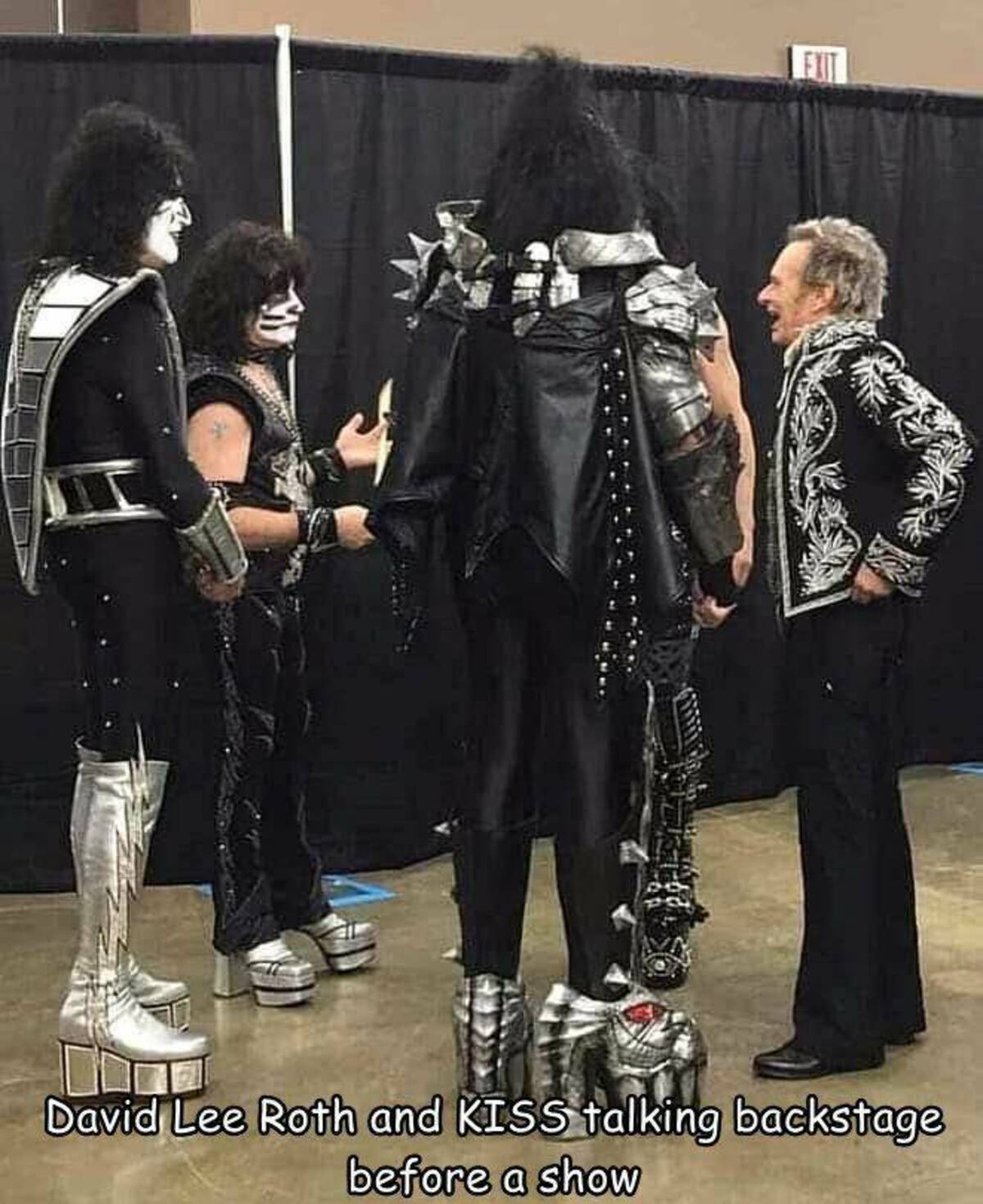 34 Fantabulous Pics and Memes To Kill Some Time