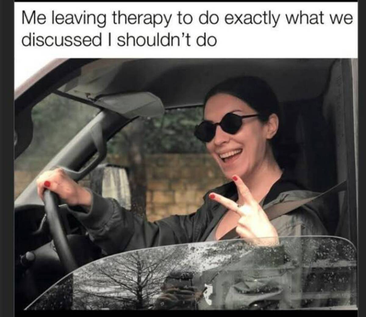 34 Choice Pics and Memes For Your Weekly Pleasure