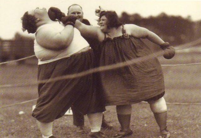 fat women boxing