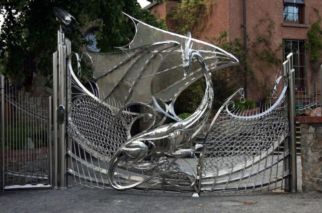 dragon gate in dublin
