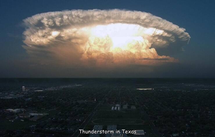Monday Morning Randomness - supercell storm texas - Thunderstorm in Texas