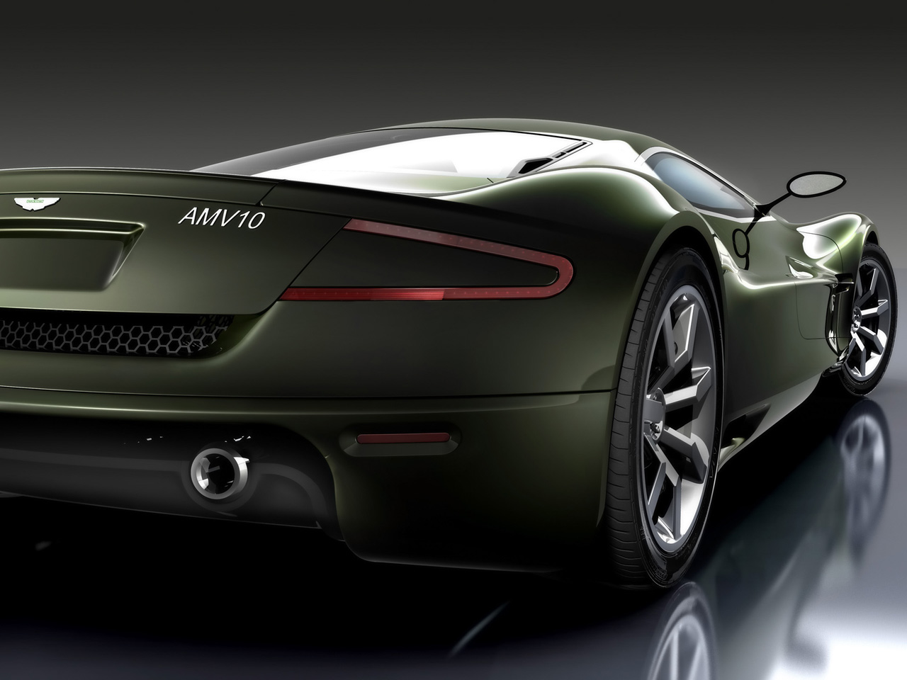 Aston Martin AMV 10