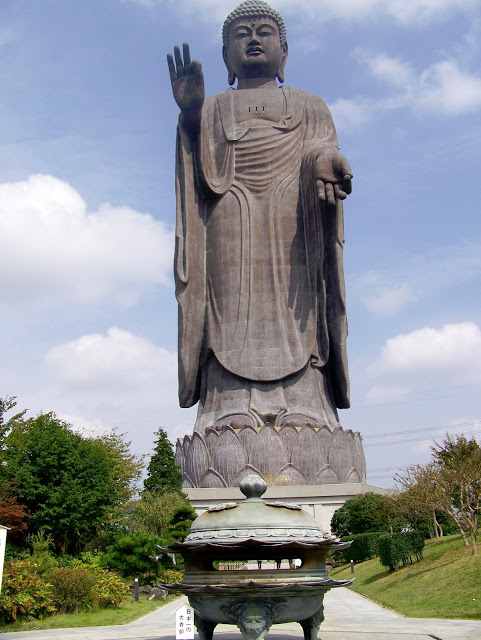 Amitabha Buddha 394 ft