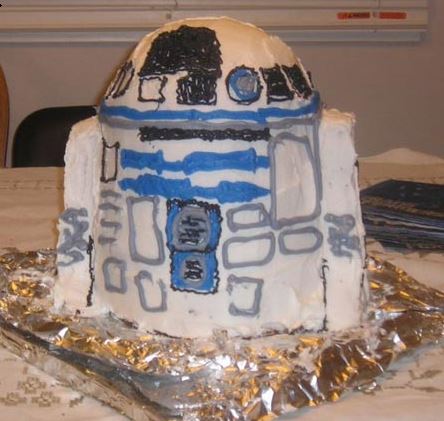 Bad R2-D2 Cake