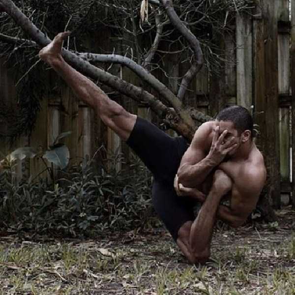 Amazing Photos Of A Dancer In Totally Insane Poses