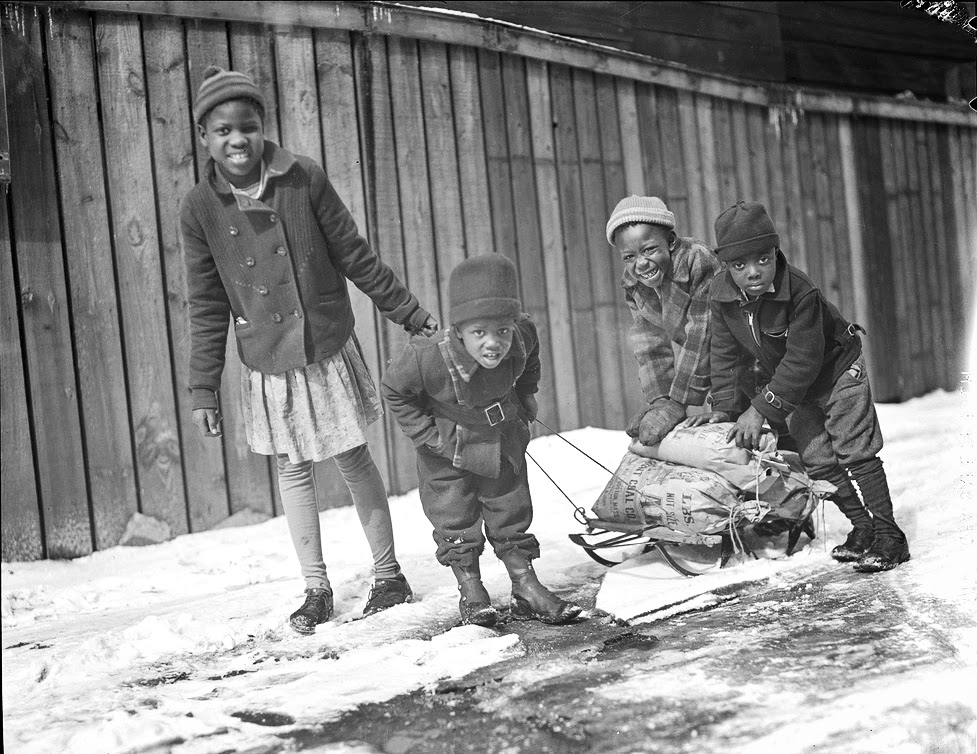 Children's Lifestyles Photos And Images From The Past