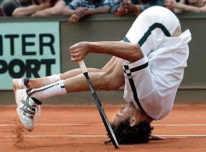 45 Sports Photos Taken At The Right Time