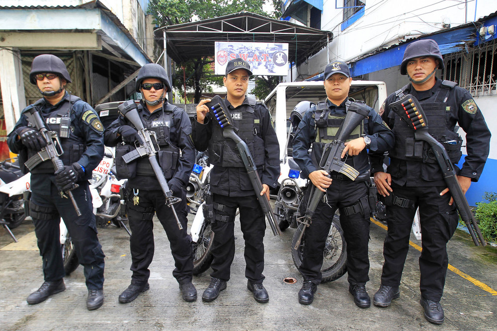 Members of the Philippine National Police Special Weapons and Tactics