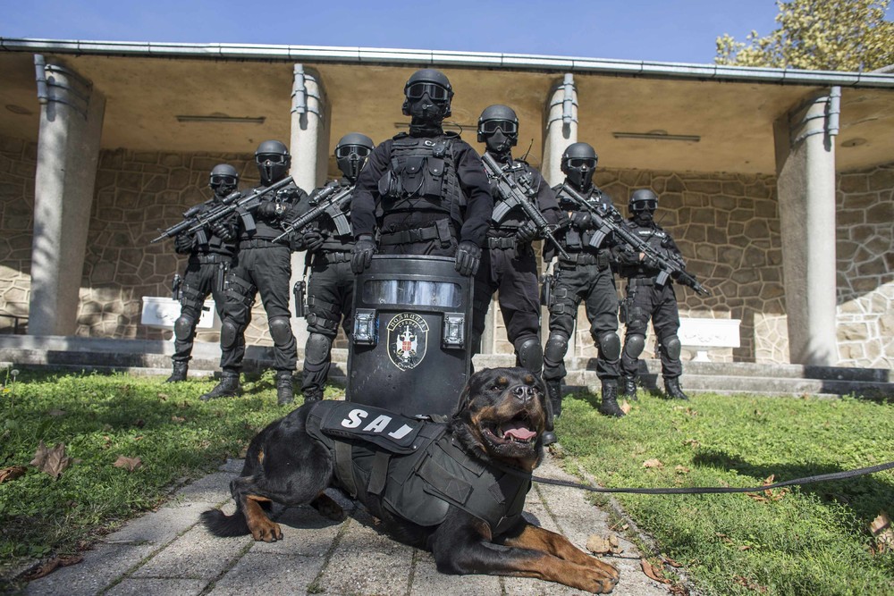 Serbian police officers of the Special Anti-Terrorist Unit