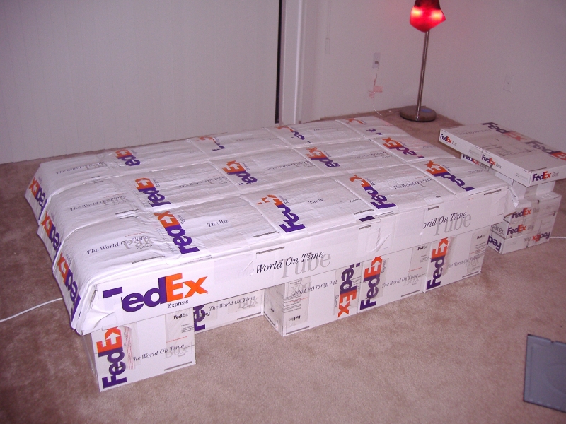 For your new bed you use old Fedex boxes