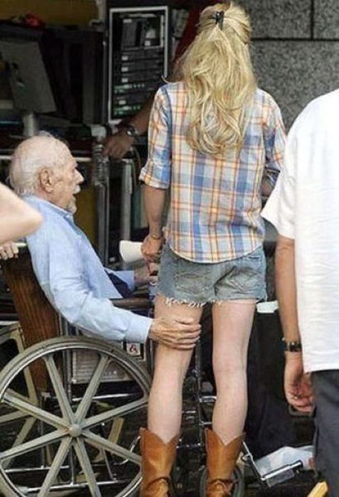 Old Man Fucking Young Woman