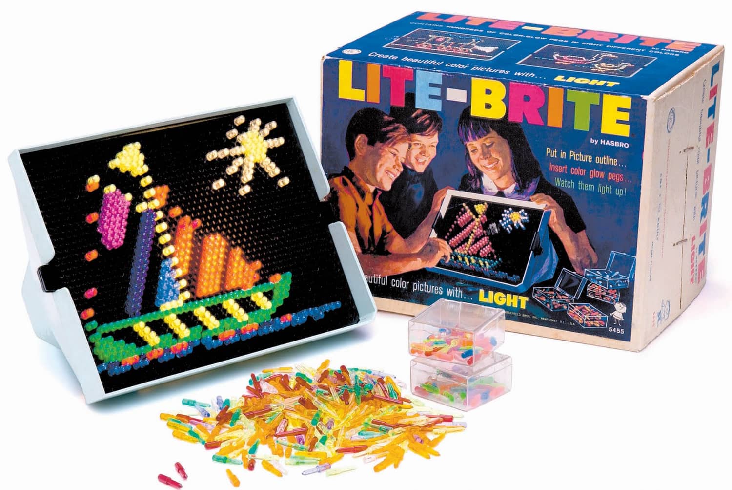 Lite-Brite,This iconic toy is in the memories of every single kid who lived in the 80s.