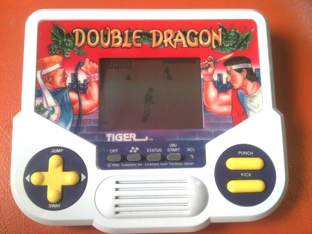 Tiger Electronics Games,Any gamer kid in the 1980s made at least one venture into the exciting new world of hand-held video games. Each and every one of those kids met with a mixture of excitement and inevitable frustration.