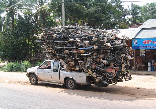 truck full of bikes