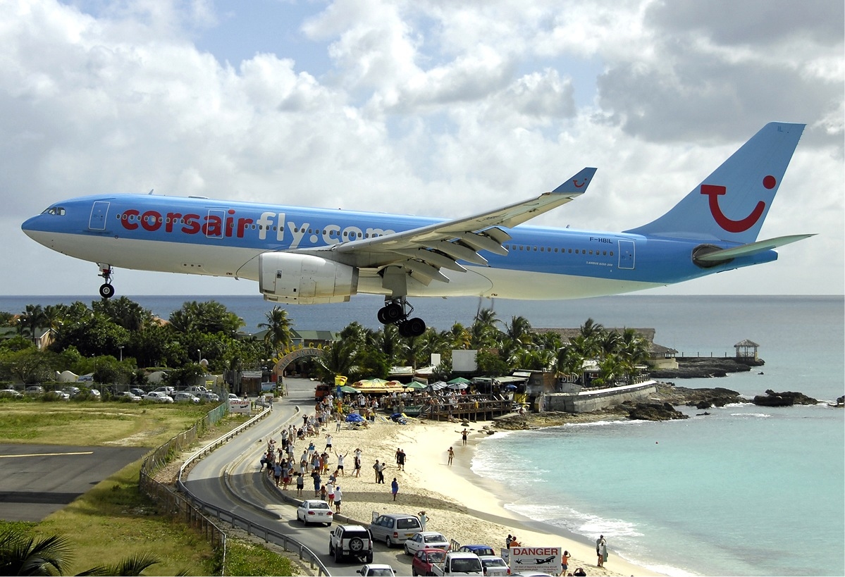 Plane landing at Maho Beach in St. Maarten